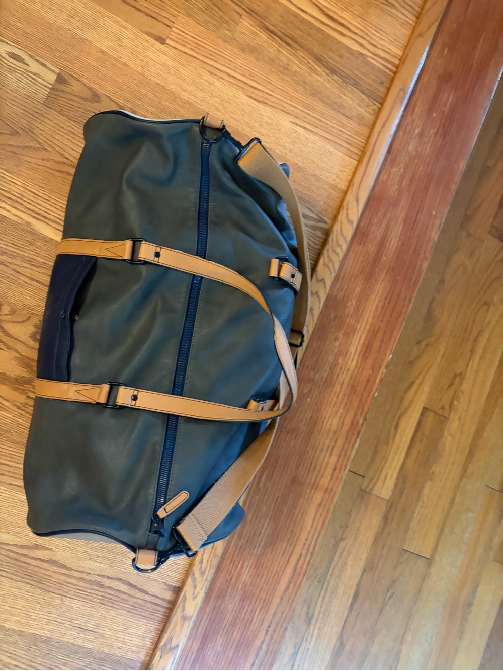 Mosson Bricke Faux Leather Colorblock Duffel Weekender Bag  read the entire post